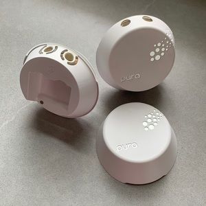 pura smart fragrance diffuser bundle of 2. Used.